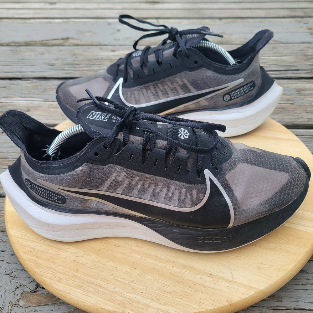 Nike Zoom Gravity Running Shoes Womens 9 Black Silver BQ3203-002 Trainers